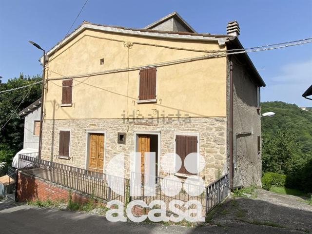 Villetta bifamiliare in vendita di 108 m² in Via Serra