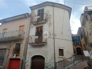 Villetta bifamiliare in vendita di 109 m² in Via Pieschi