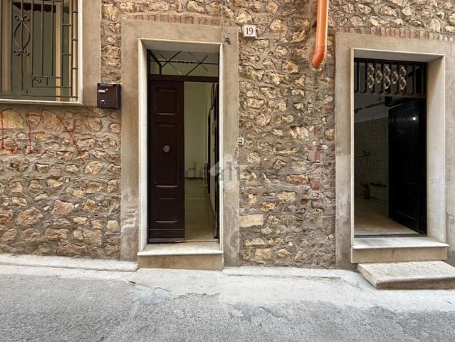 Villetta bifamiliare in vendita di 113 m² in Vicolo del Chiavari