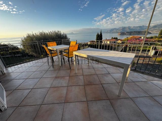 Villetta bifamiliare in vendita di 110 m² in Contrada Dino