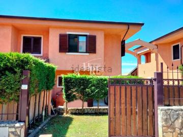 Villetta bifamiliare in vendita di 110 m² in Contrada Piano la Donna