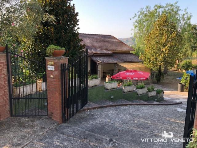 Villetta bifamiliare in vendita di 110 m² in Contrada San Paolo, 39