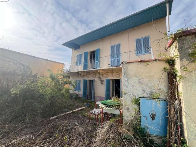 Villetta bifamiliare in vendita di 110 m² in Vicolo Carlo Clara