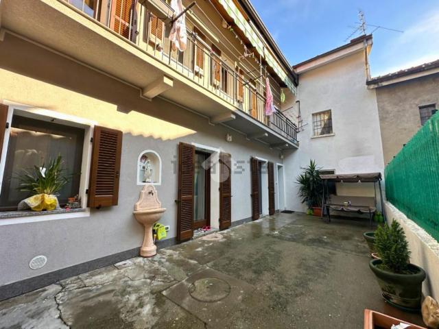 Villetta bifamiliare in vendita di 110 m² in Vicolo San Benedetto, 2
