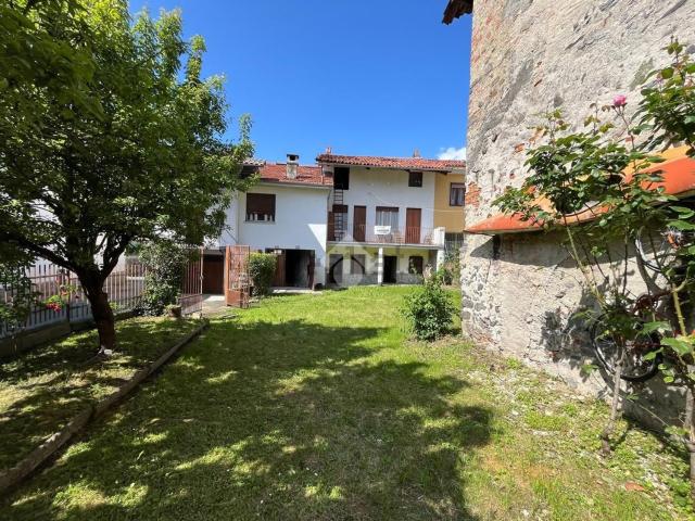 Villetta bifamiliare in vendita di 110 m² in Via Alfredo D&apos Andrade, 23