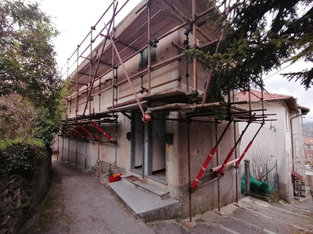 Villetta bifamiliare in vendita di 110 m² in Via cà bianchi