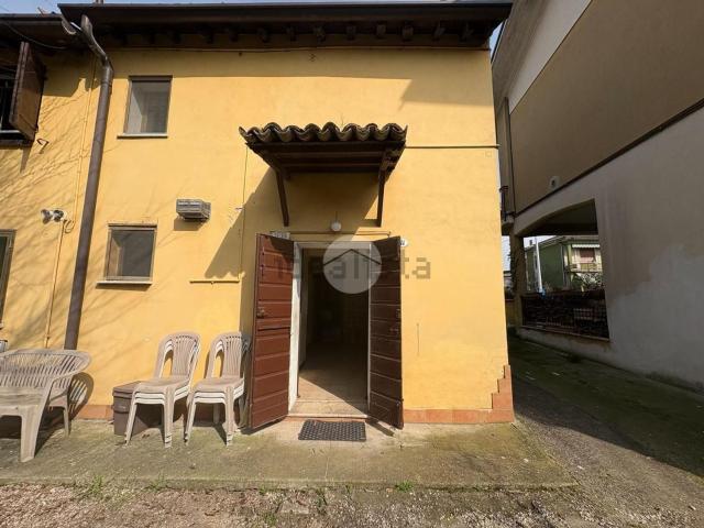 Villetta bifamiliare in vendita di 110 m² in Via della Francesca, 73