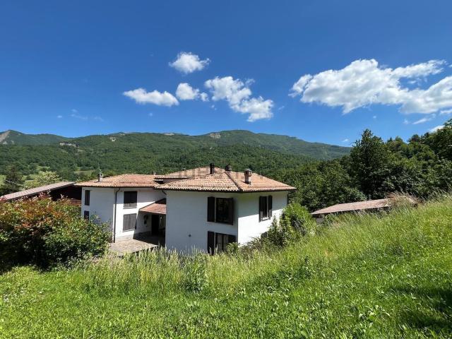 Villetta bifamiliare in vendita di 110 m² in Via don carlo gnocchi