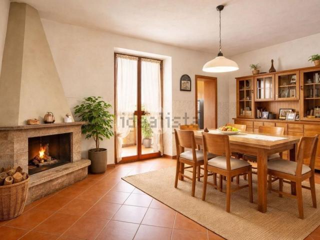 Villetta bifamiliare in vendita di 110 m² in Via Filippo Turati