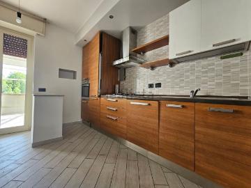 Villetta bifamiliare in vendita di 110 m² in Via Guglielmo Marconi