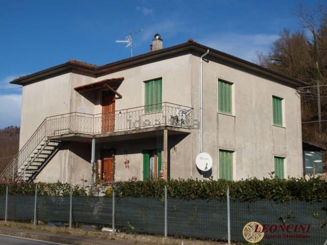 Villetta bifamiliare in vendita di 110 m² in Via Nazionale, 62