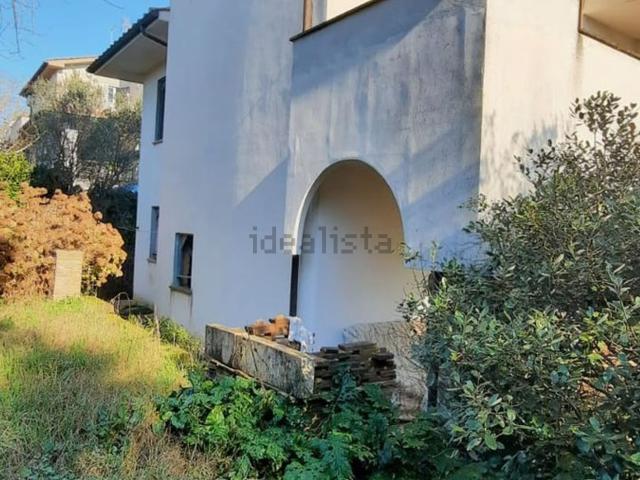 Villetta bifamiliare in vendita di 110 m² in Via Nilde Jotti