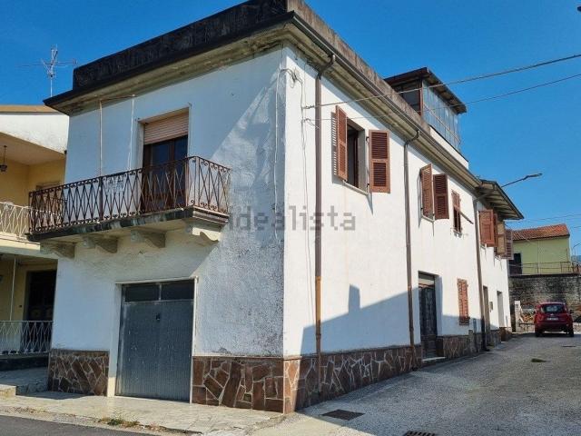 Villetta bifamiliare in vendita di 110 m² in Via Ripa, 2