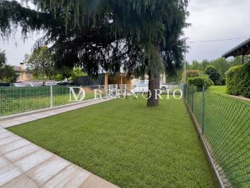 Villetta bifamiliare in vendita di 110 m² in Via San Marco