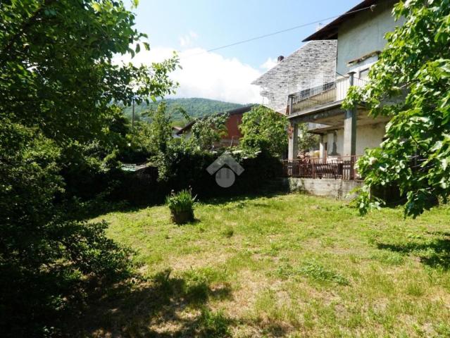 Villetta bifamiliare in vendita di 110 m² in Via Saretto