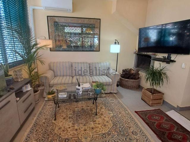Villetta bifamiliare in vendita di 110 m² in Viale Virginia
