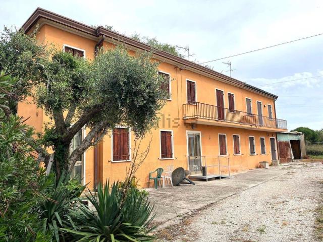 Villetta bifamiliare in vendita di 110 m²