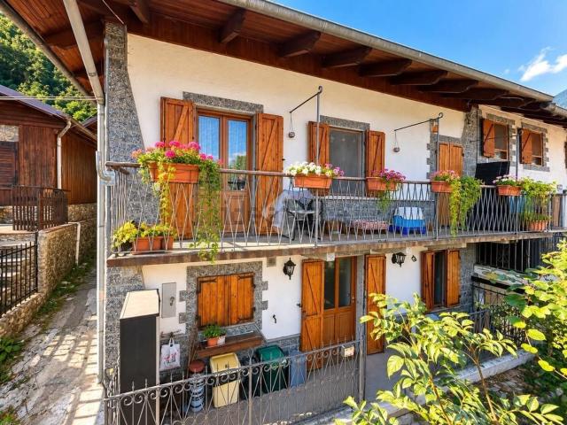 Villetta bifamiliare in vendita di 110 m²
