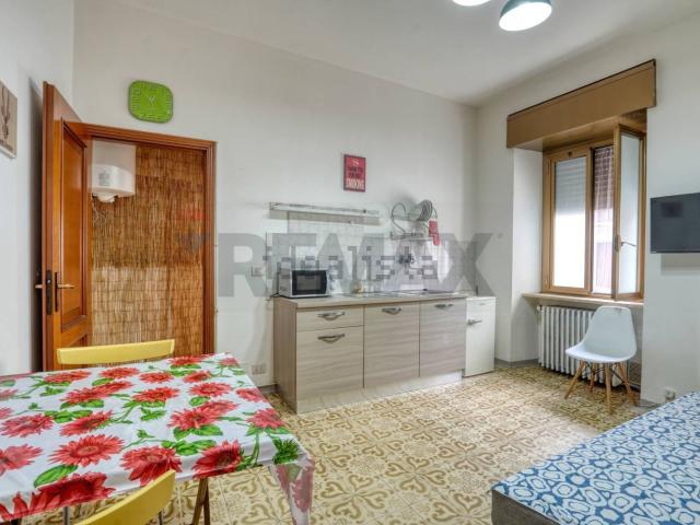 Villetta bifamiliare in vendita di 111 m² in Via de Amicis, 5