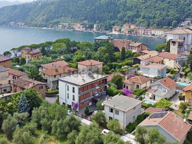 Villetta bifamiliare in vendita di 111 m² in Via Giosuè Carducci