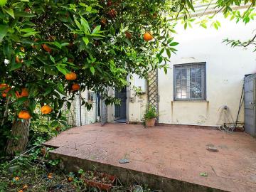 Villetta bifamiliare in vendita di 111 m² in Via Rosario Nicoletti, 20
