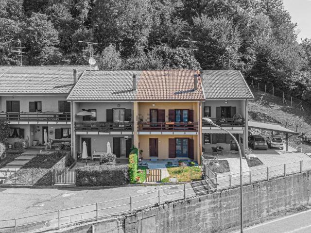 Villetta bifamiliare in vendita di 112 m² in Borgo Curminie, 16