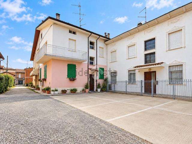 Villetta bifamiliare in vendita di 112 m² in Via 24 Maggio, 73