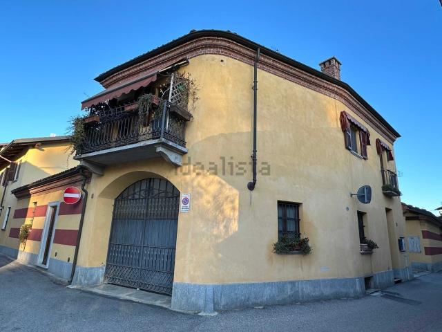 Villetta bifamiliare in vendita di 112 m² in Via Navaroli, 1