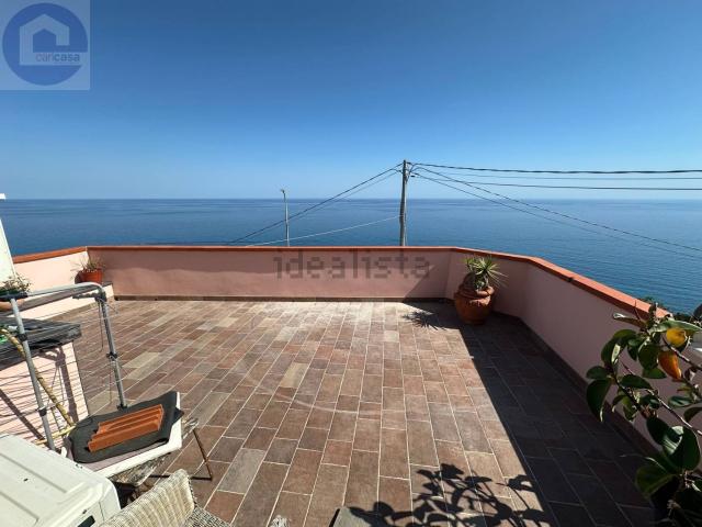 Villetta bifamiliare in vendita di 117 m² in Salita XXV Aprile, 22