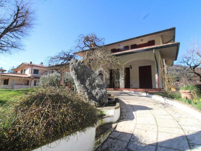 Villetta bifamiliare in vendita di 117 m² in Via Guglielmo Marconi, 75