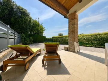 Villetta bifamiliare in vendita di 117 m² in Via Monte Venda, 71