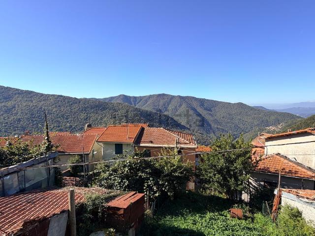 Villetta bifamiliare in vendita di 117 m² in Via Noceto, 11