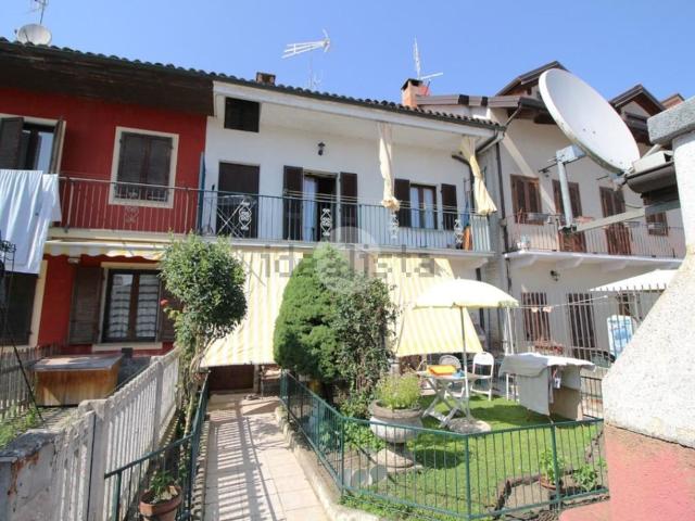 Villetta bifamiliare in vendita di 117 m² in Via San Giovanni Bosco, 35