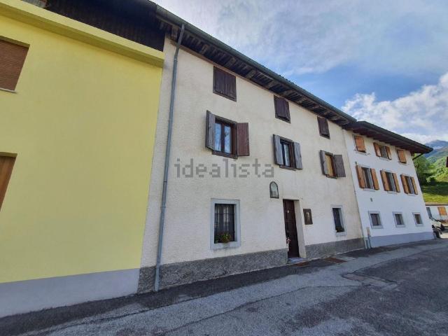 Villetta bifamiliare in vendita di 114 m² in Via Cofuc, 14