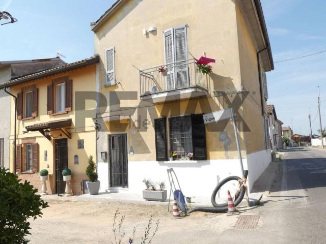Villetta bifamiliare in vendita di 114 m² in Via Pier delle Vigne, 2