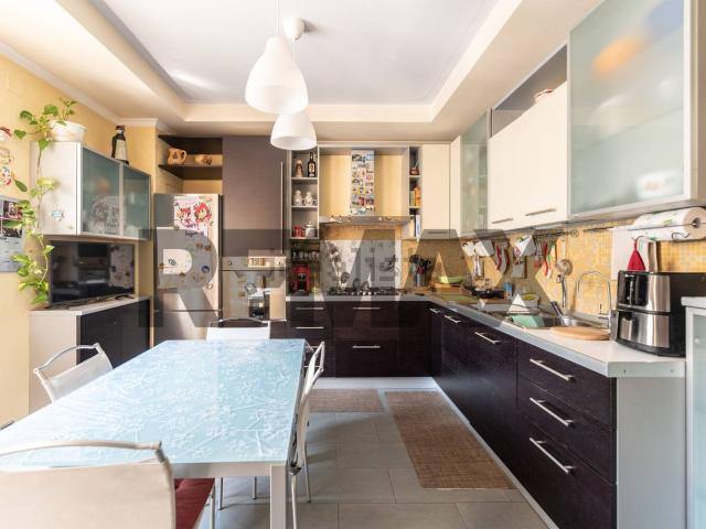 Villetta bifamiliare in vendita di 115 m² in Via Leonardo da Vinci, 8