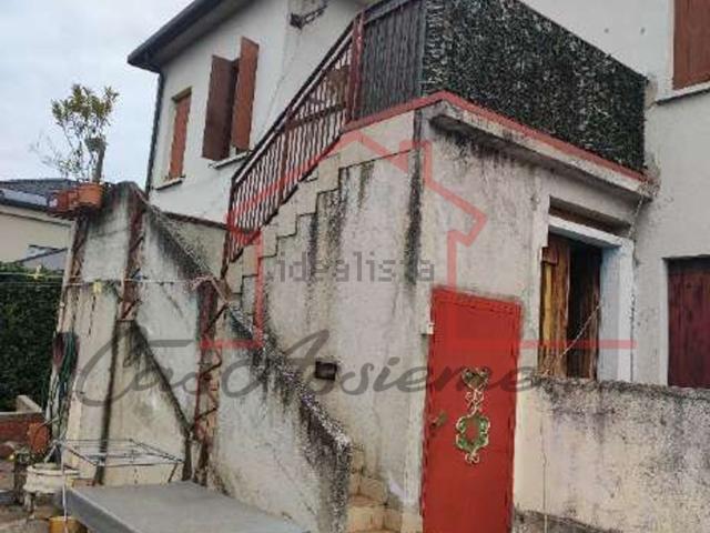 Villetta bifamiliare in vendita di 115 m² in Via Pozzetto