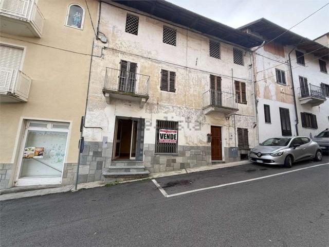 Villetta bifamiliare in vendita di 116 m² in Via Console Drovetti, 3