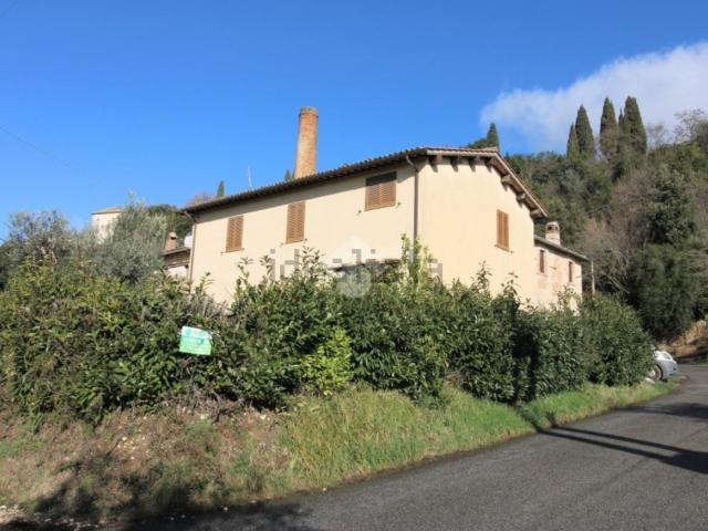 Villetta bifamiliare in vendita di 116 m² in Via dello Stradone, 24