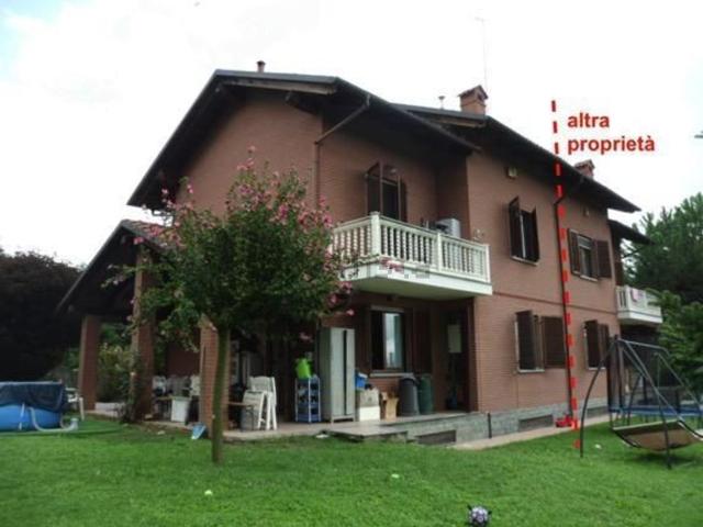 Villetta bifamiliare in vendita di 116 m² in Via Maiolo, 7