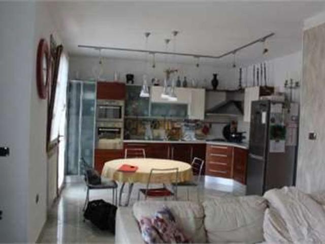 Villetta bifamiliare in vendita di 118 m² in Via Ticino, 23