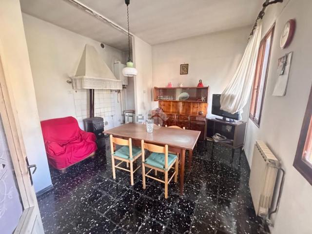 Villetta bifamiliare in vendita di 118 m² in Via Marcuriago, 1
