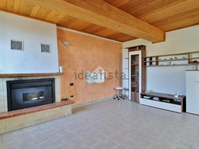 Villetta indipendente in vendita di 119 m² in Via Castellaro, 98