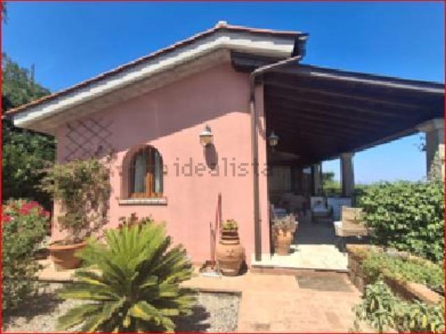 Villetta bifamiliare in vendita di 120 m² in Località Pinocchiello