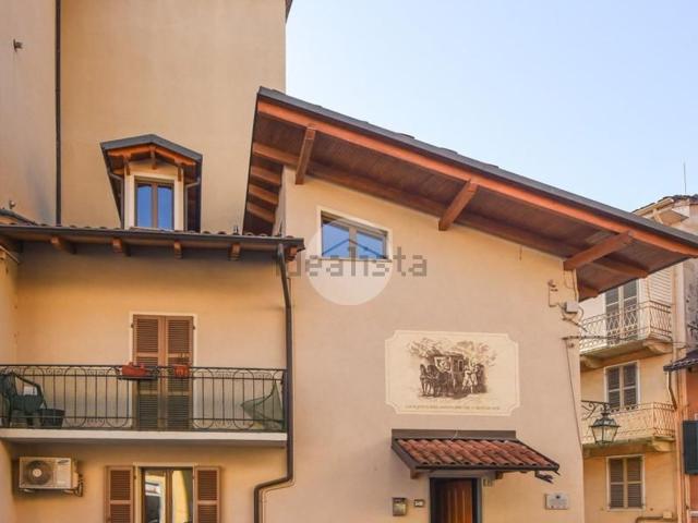Villetta bifamiliare in vendita di 120 m² in Piazza Renato Ruffinatti, 21