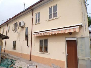 Villetta bifamiliare in vendita di 120 m² in Via Travaglio, 174