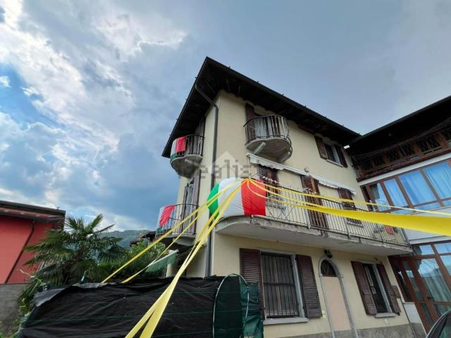 Villetta bifamiliare in vendita di 120 m² in Via Trieste