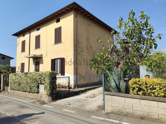 Villetta bifamiliare in vendita di 120 m² in Via Vernazzano Basso, 51