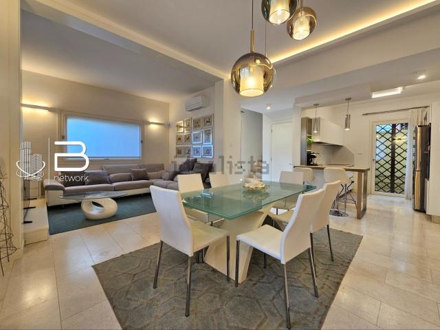 Villetta bifamiliare in vendita di 120 m² in Via C. Cavour