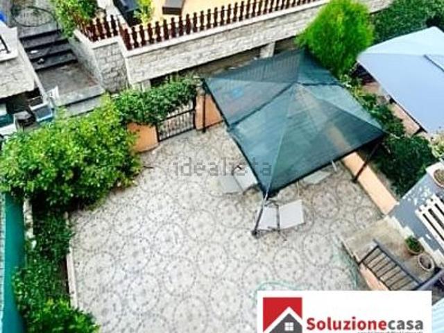 Villetta bifamiliare in vendita di 120 m² in Via Candelisi